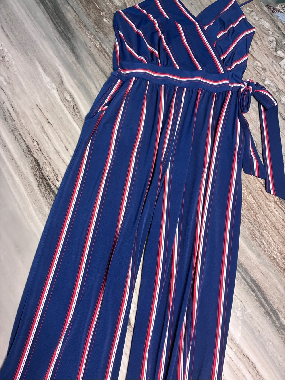 NWOT Kaleigh stitch fix Striped Navy Wrap Jumpsuit with Belt Sz M